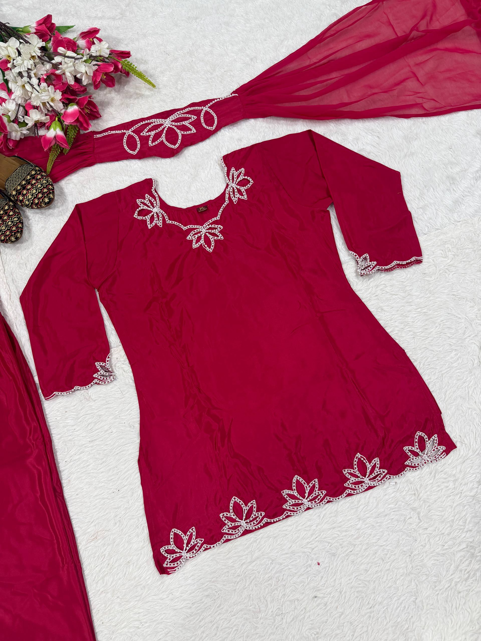 The Midnight Onyx Lotus-Embroidered Silk Set